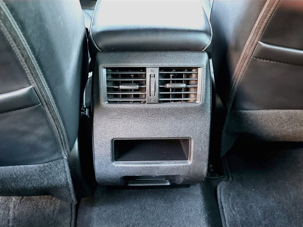 2023 Mitsubishi Outlander SE Black Edition