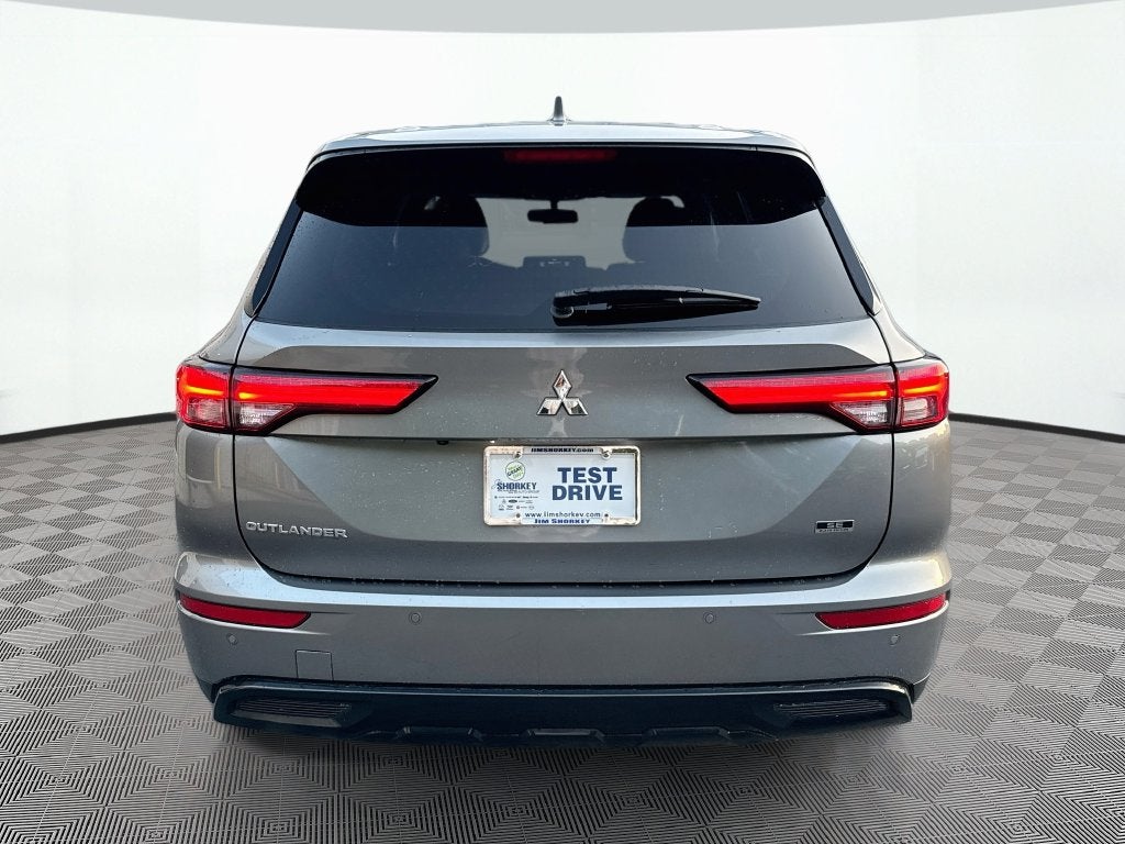 2023 Mitsubishi Outlander SE Black Edition