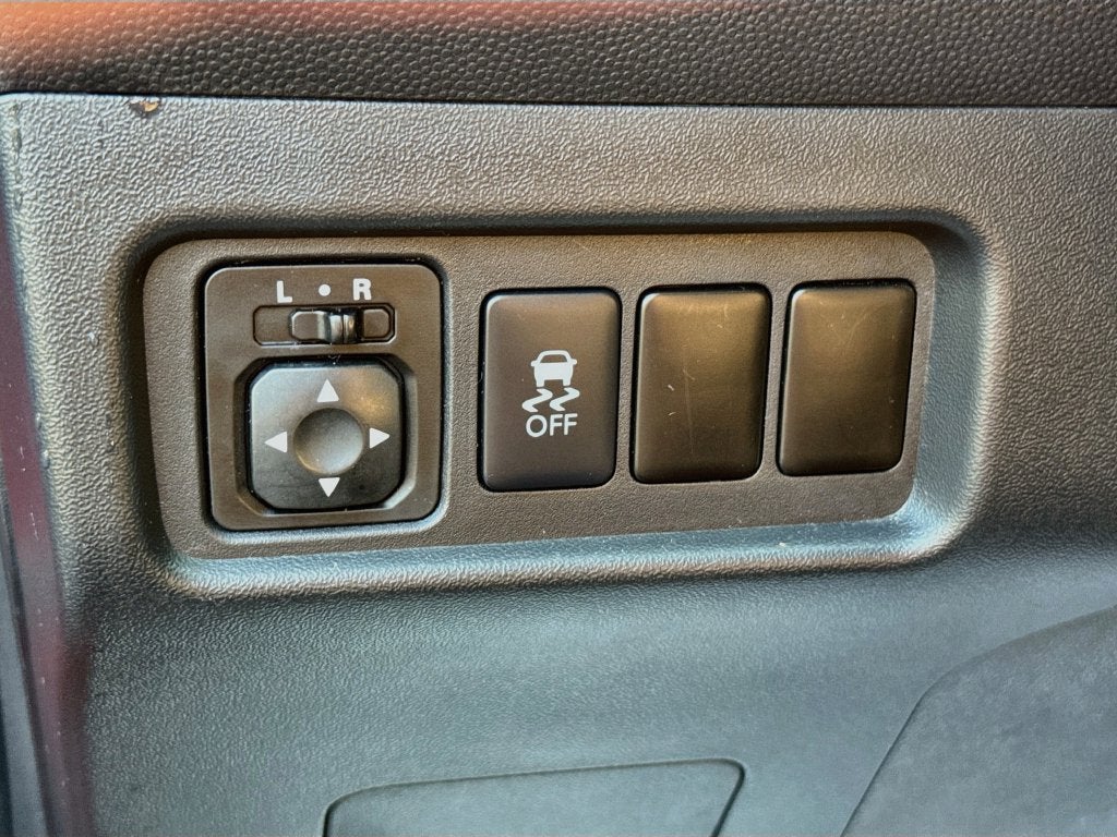 2015 Mitsubishi Mirage ES