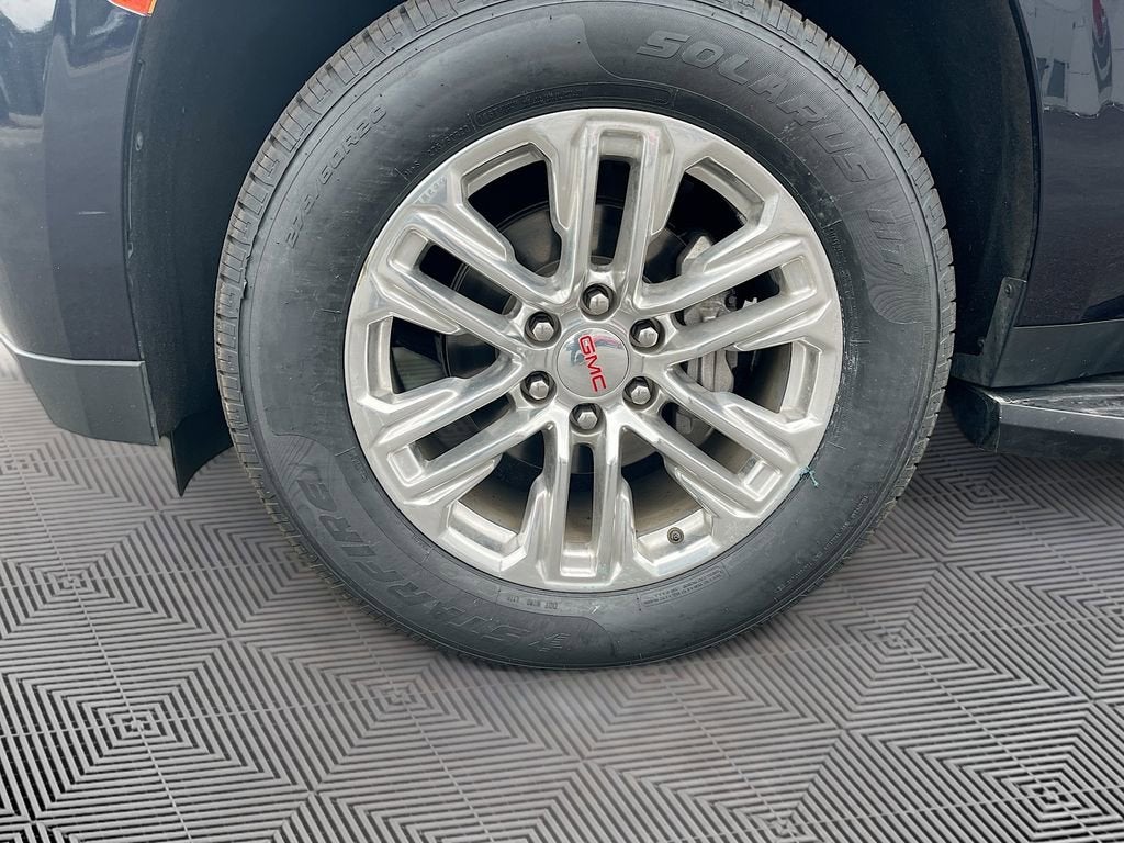 2022 GMC Yukon SLT