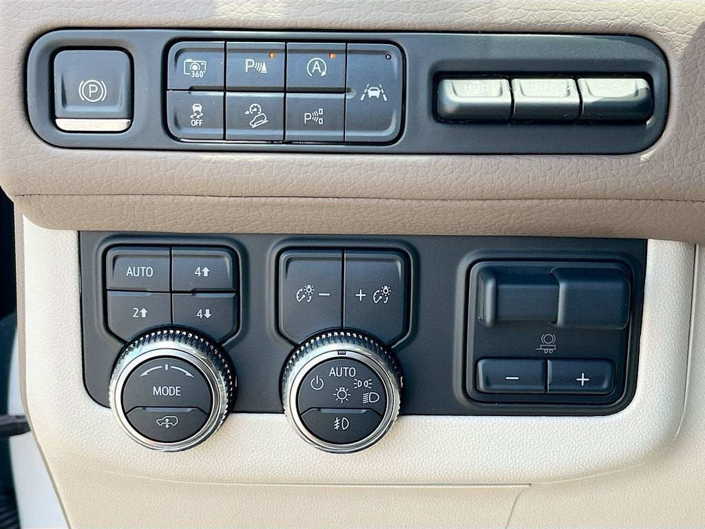 2024 GMC Yukon XL Denali