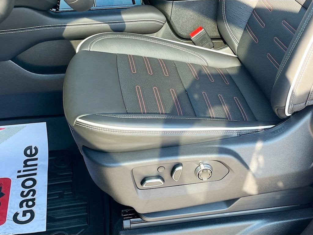2025 GMC Yukon AT4 Ultimate