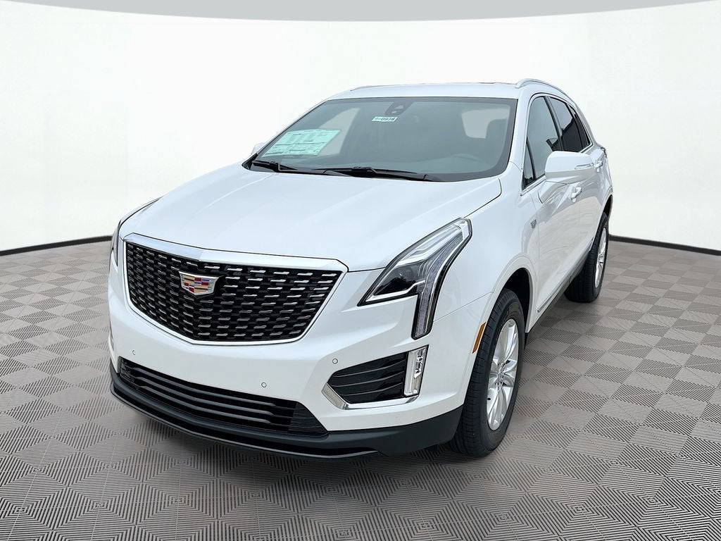 2026 Cadillac XT5 Luxury