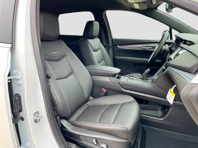 2026 Cadillac XT5 Luxury