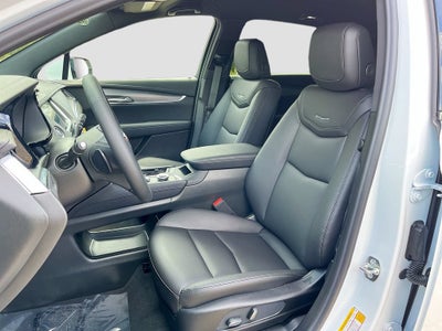 2026 Cadillac XT5 Luxury