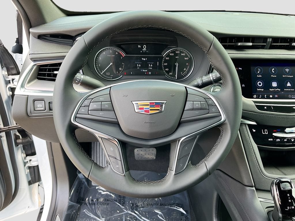 2026 Cadillac XT5 Luxury