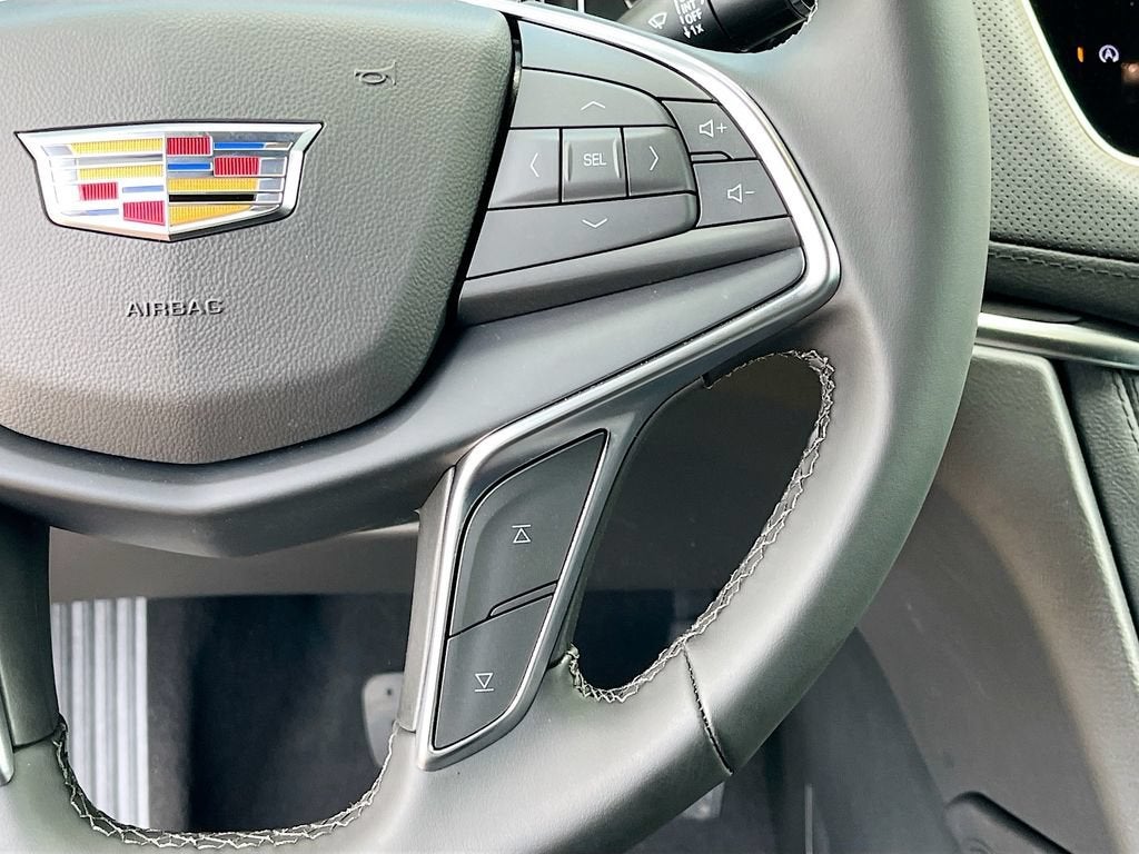 2026 Cadillac XT5 Luxury