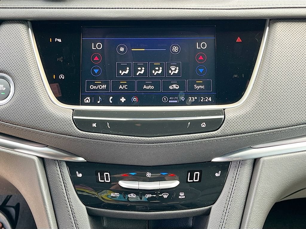 2026 Cadillac XT5 Luxury