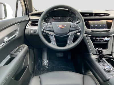 2026 Cadillac XT5 Luxury