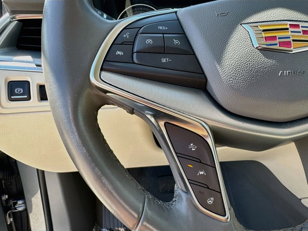 2020 Cadillac XT5 Premium Luxury FWD