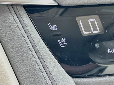 2023 Cadillac XT5 FWD Premium Luxury