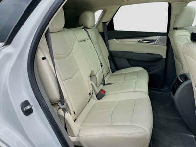 2023 Cadillac XT5 FWD Premium Luxury