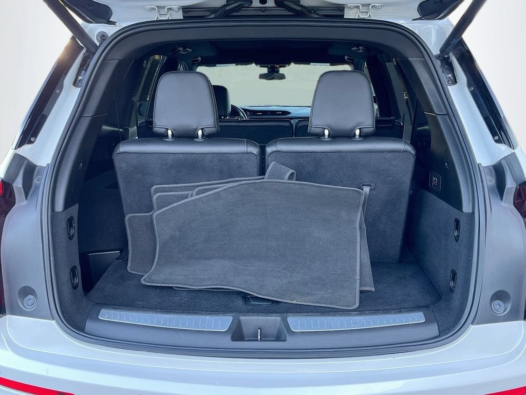 2022 Cadillac XT6 Luxury