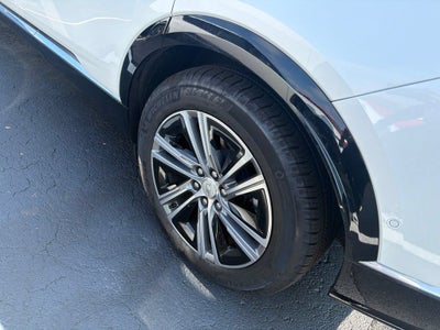 2024 Cadillac LYRIQ Luxury 1