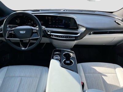 2024 Cadillac LYRIQ Luxury 1