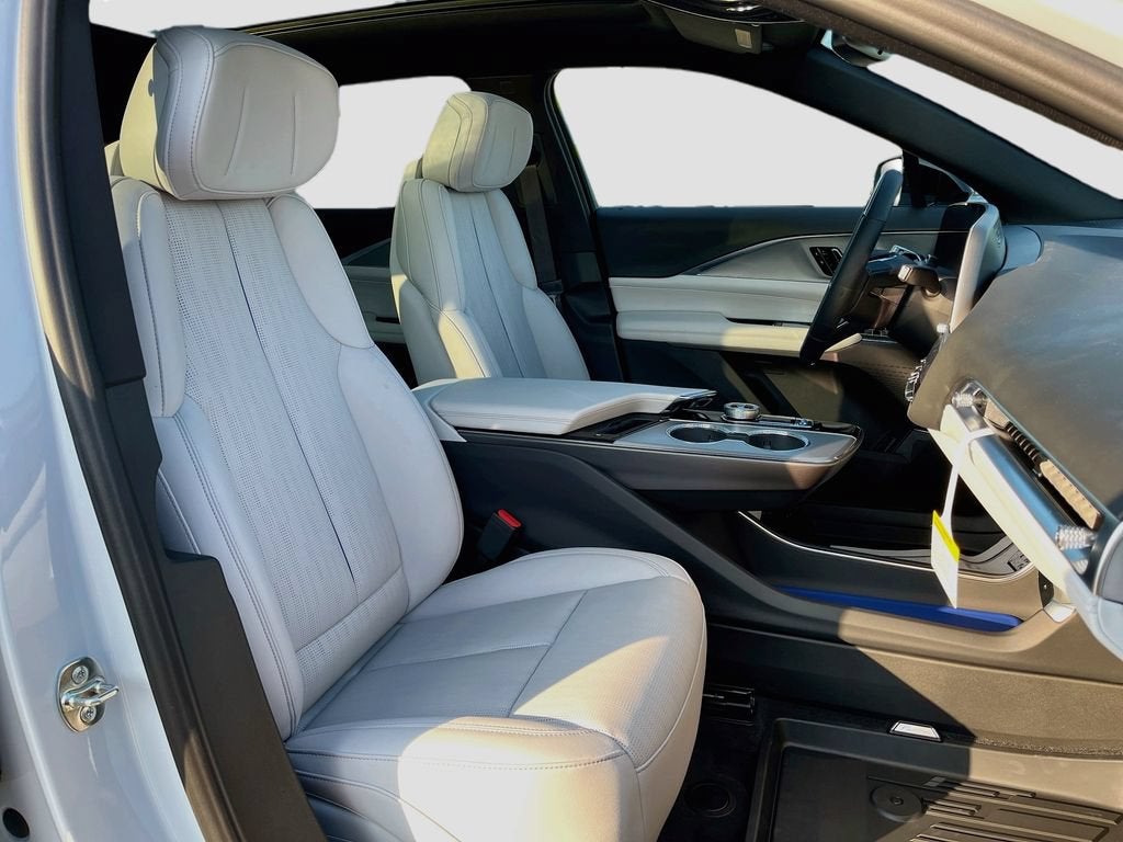 2027 Cadillac LYRIQ Sport