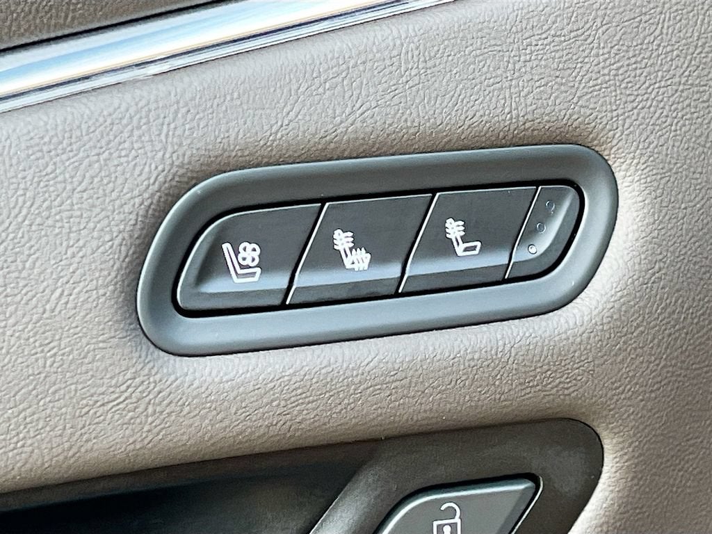 2024 Cadillac Escalade ESV Sport
