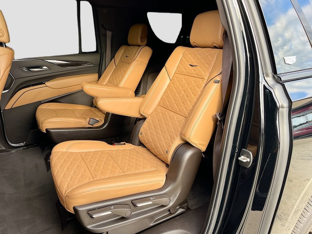 2024 Cadillac Escalade ESV Sport