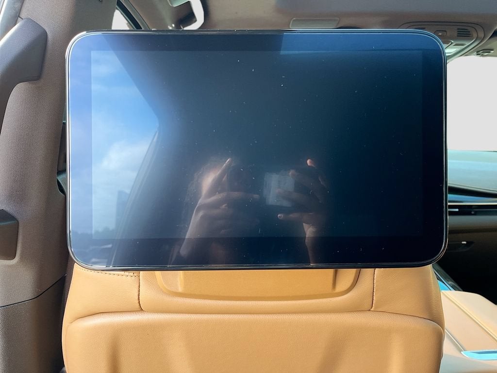 2023 Cadillac Escalade ESV Sport