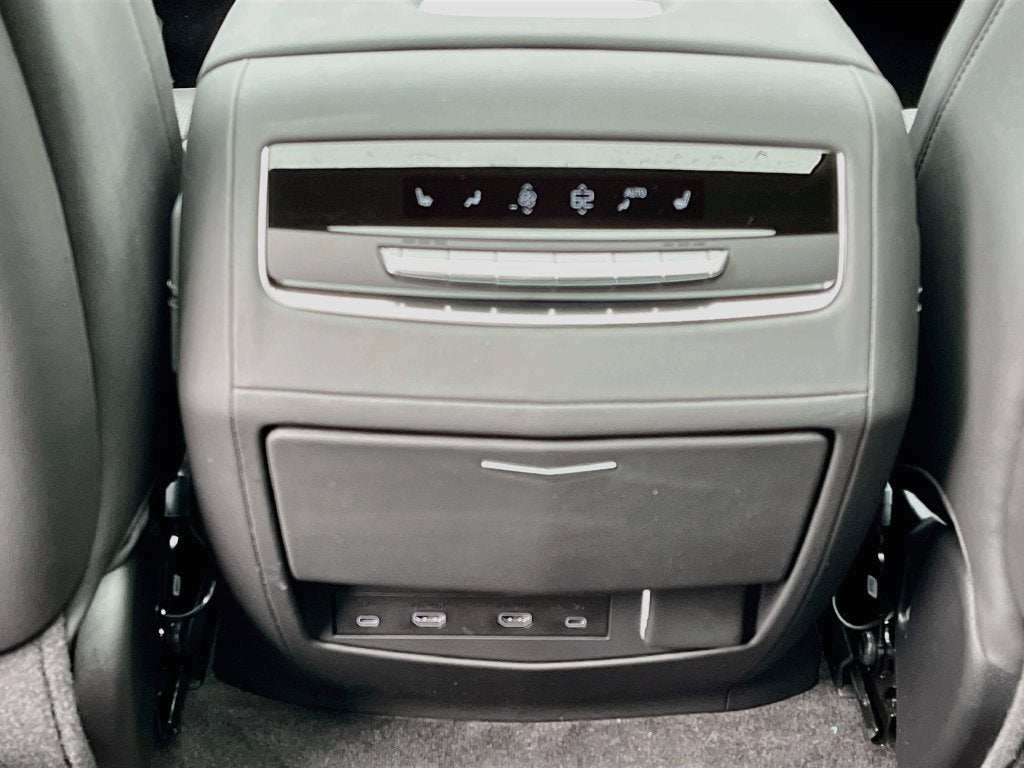 2026 Cadillac Escalade ESV Luxury