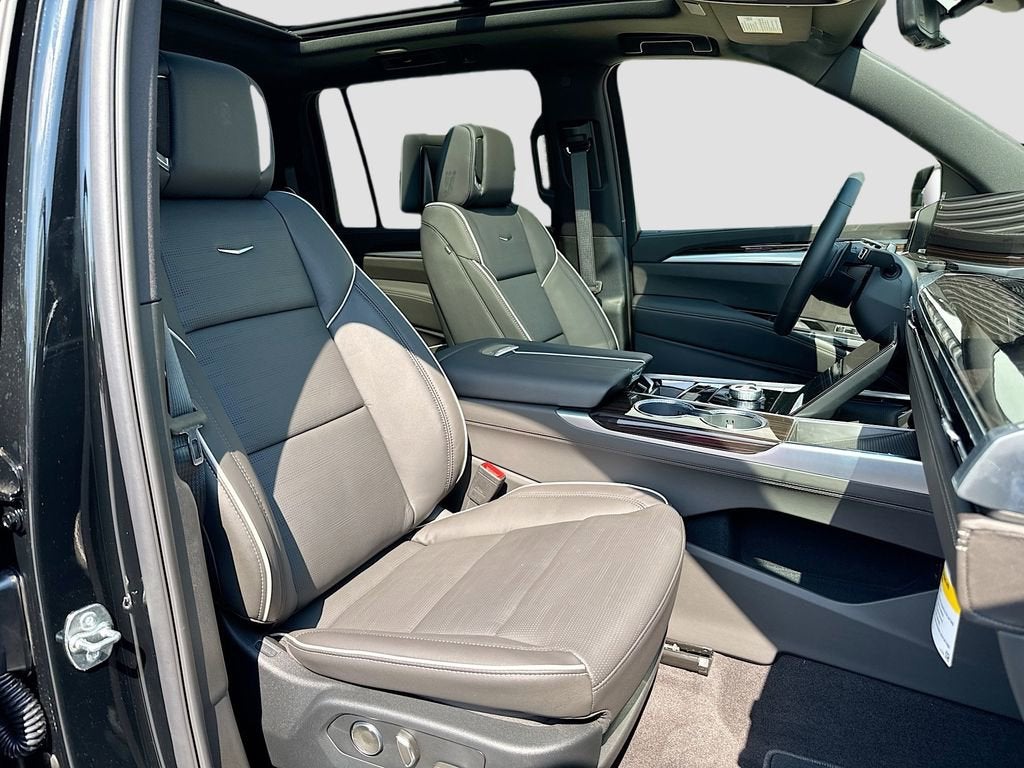 2026 Cadillac Escalade ESV Luxury