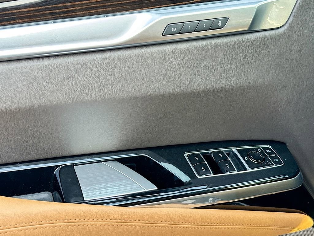 2026 Cadillac Escalade ESV Luxury