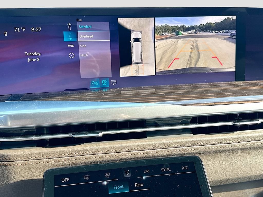 2026 Cadillac Escalade ESV Luxury