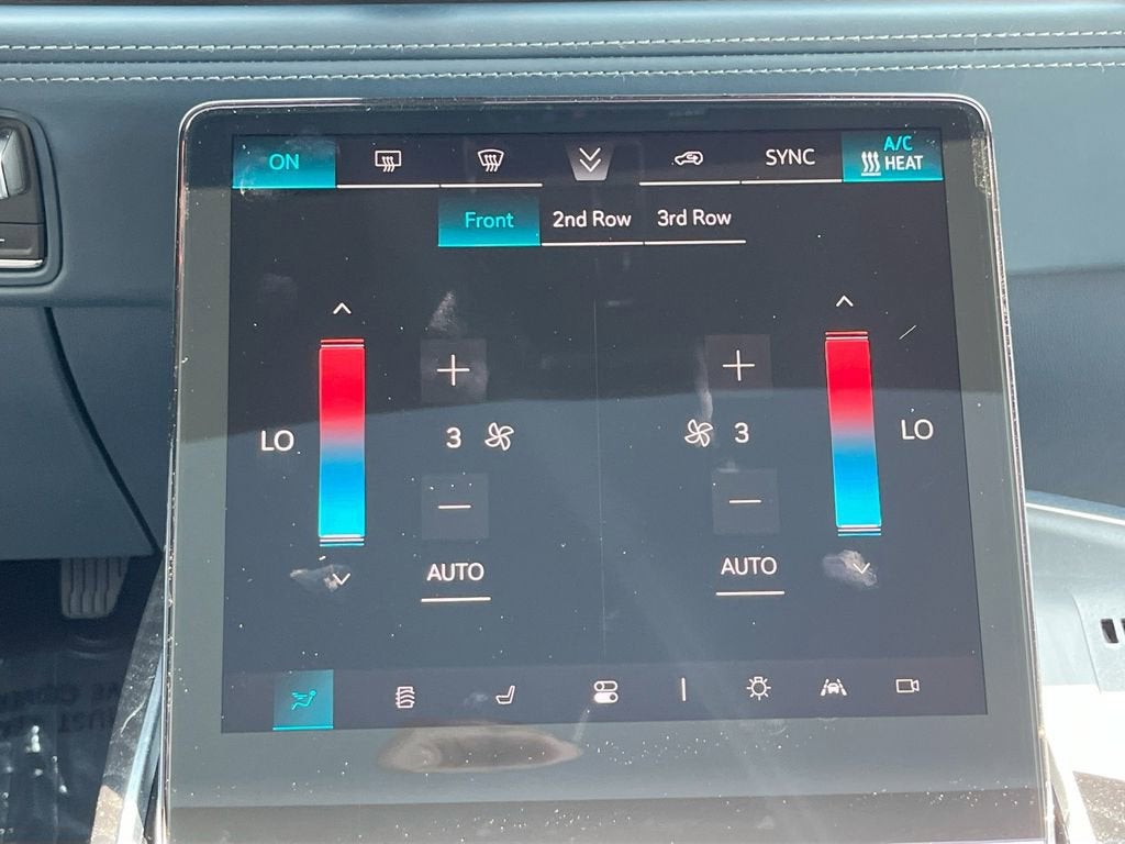 2025 Cadillac ESCALADE IQ Luxury 2