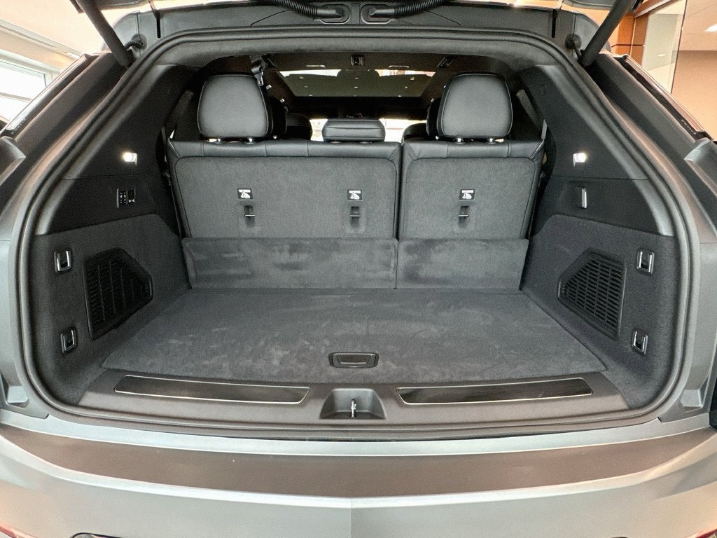 2026 Cadillac ESCALADE IQ Premium Sport