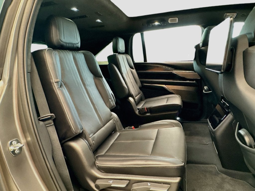 2026 Cadillac ESCALADE IQ Premium Sport