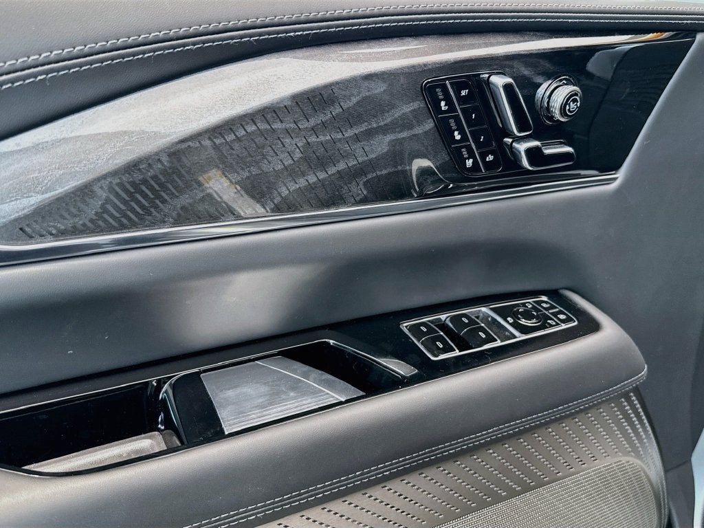 2026 Cadillac ESCALADE IQ Premium Sport