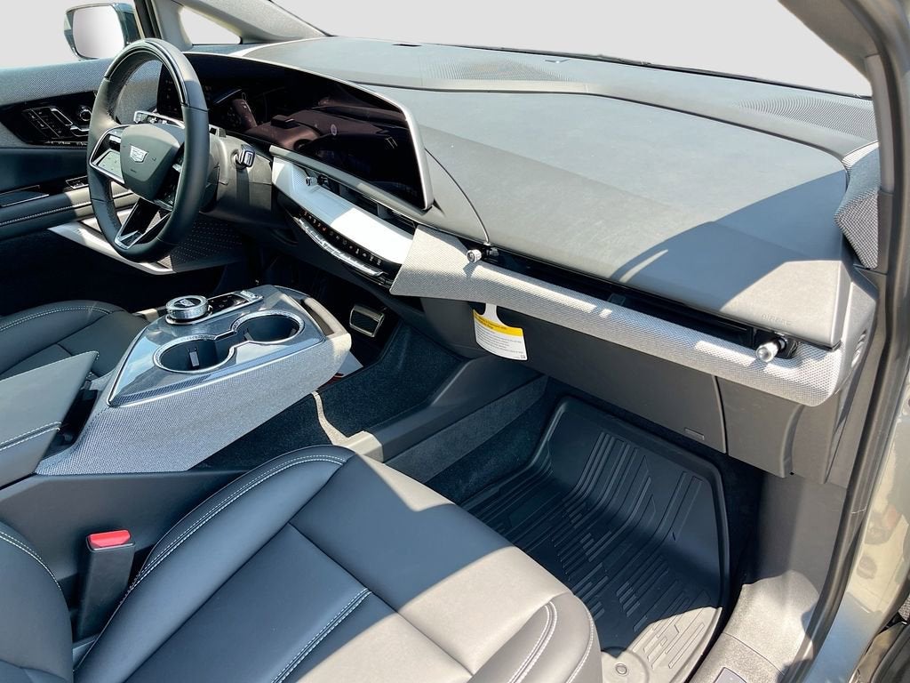 2026 Cadillac OPTIQ Luxury