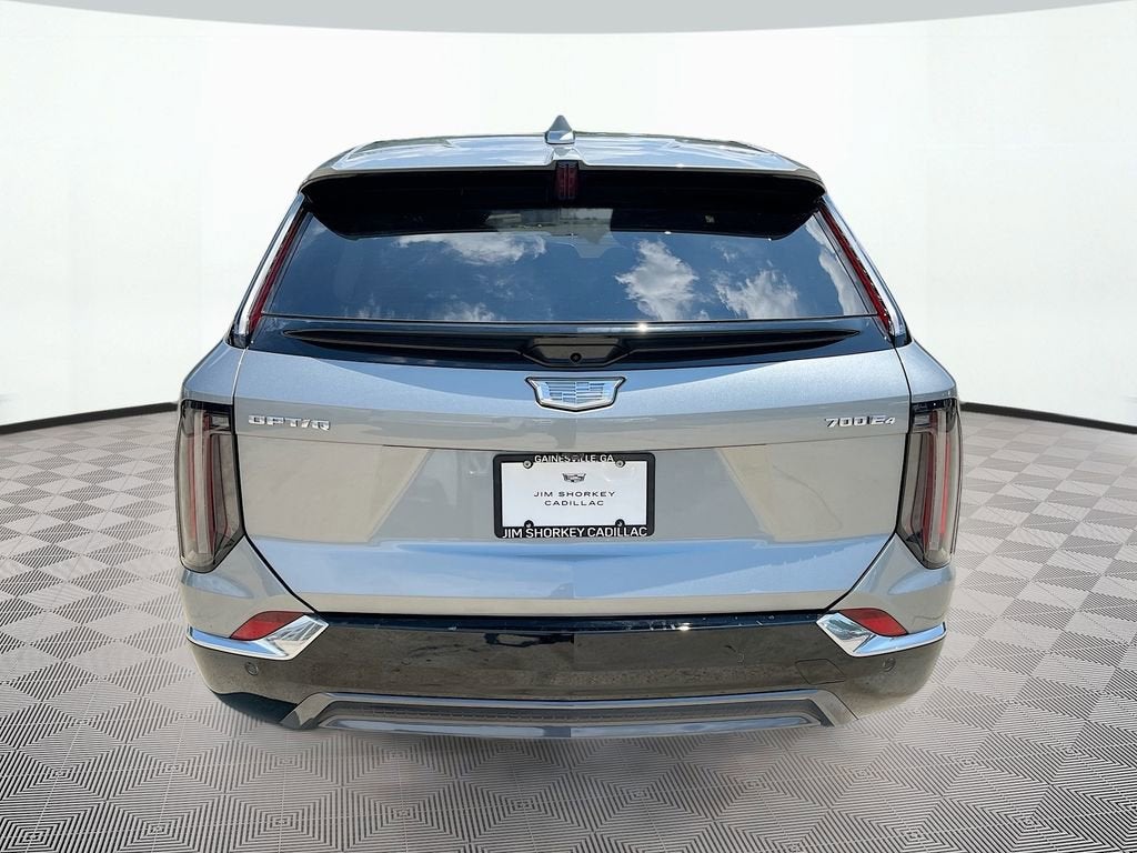 2026 Cadillac OPTIQ Luxury