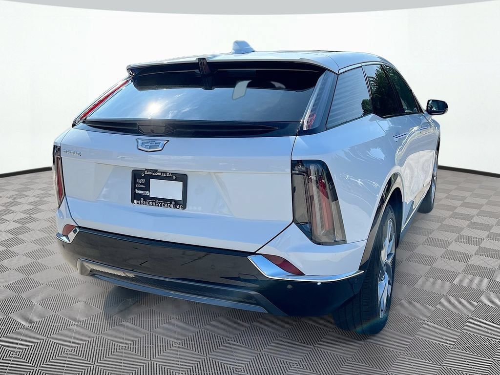 2027 Cadillac OPTIQ Luxury