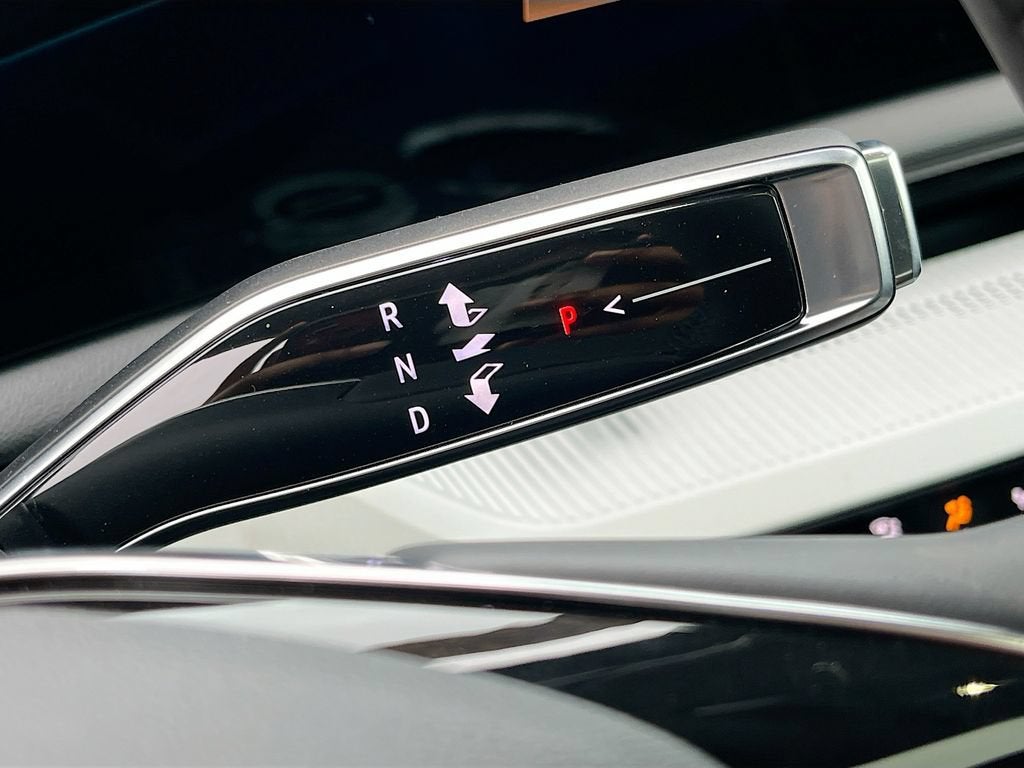 2027 Cadillac OPTIQ Premium Luxury
