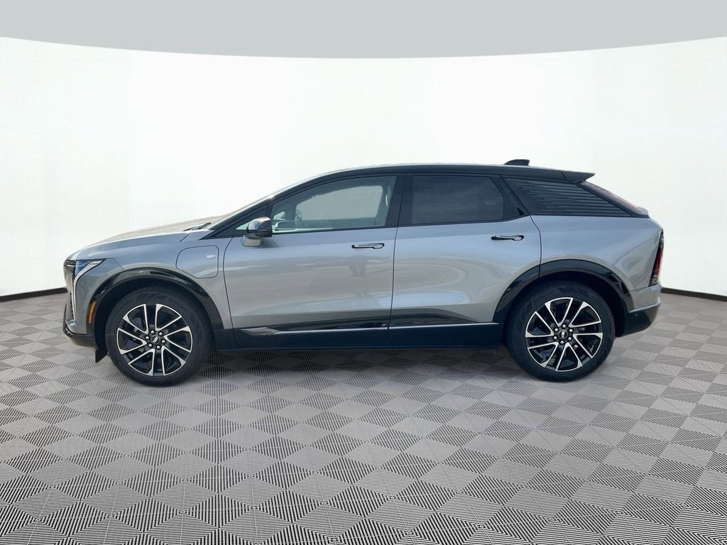 2025 Cadillac OPTIQ Sport 2