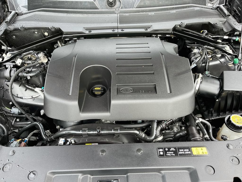 2024 Land Rover Defender Outbound