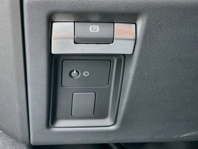 2024 Land Rover Defender Outbound