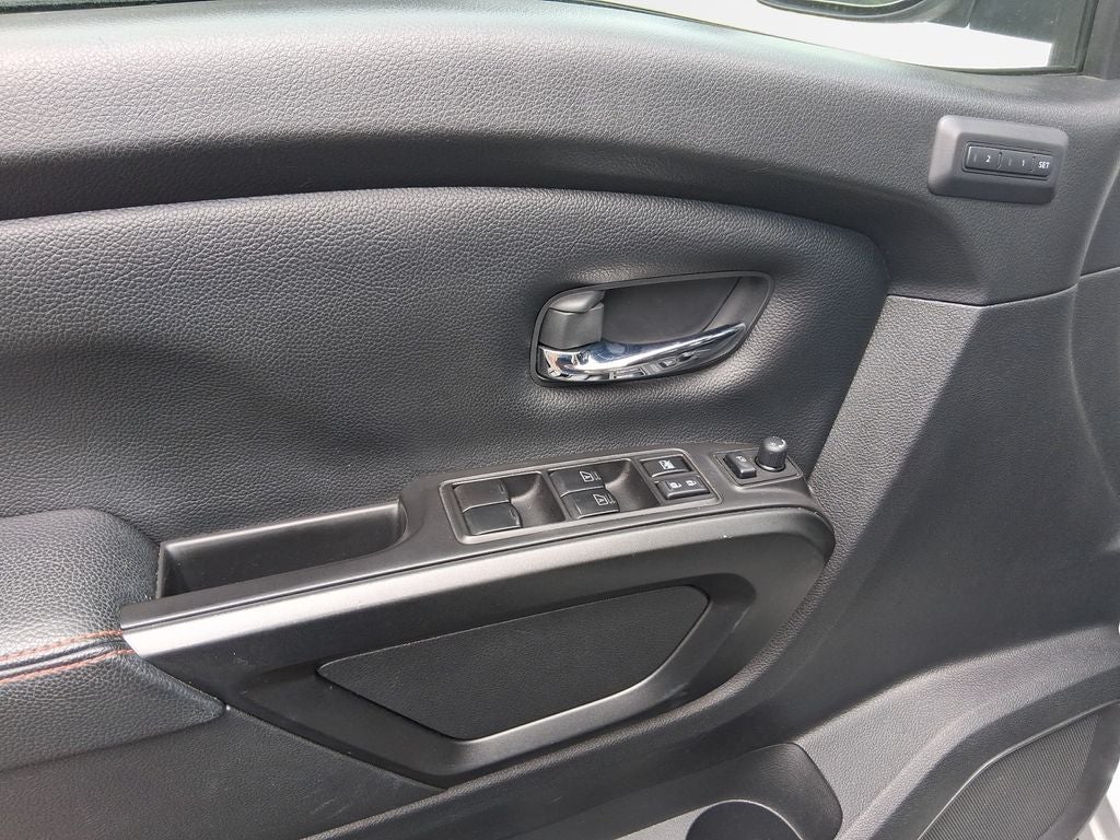 2023 Nissan Titan PRO-4X