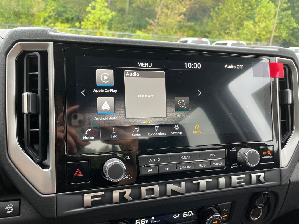 2027 Nissan Frontier SV