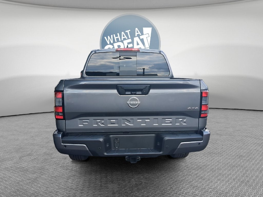 2027 Nissan Frontier SV