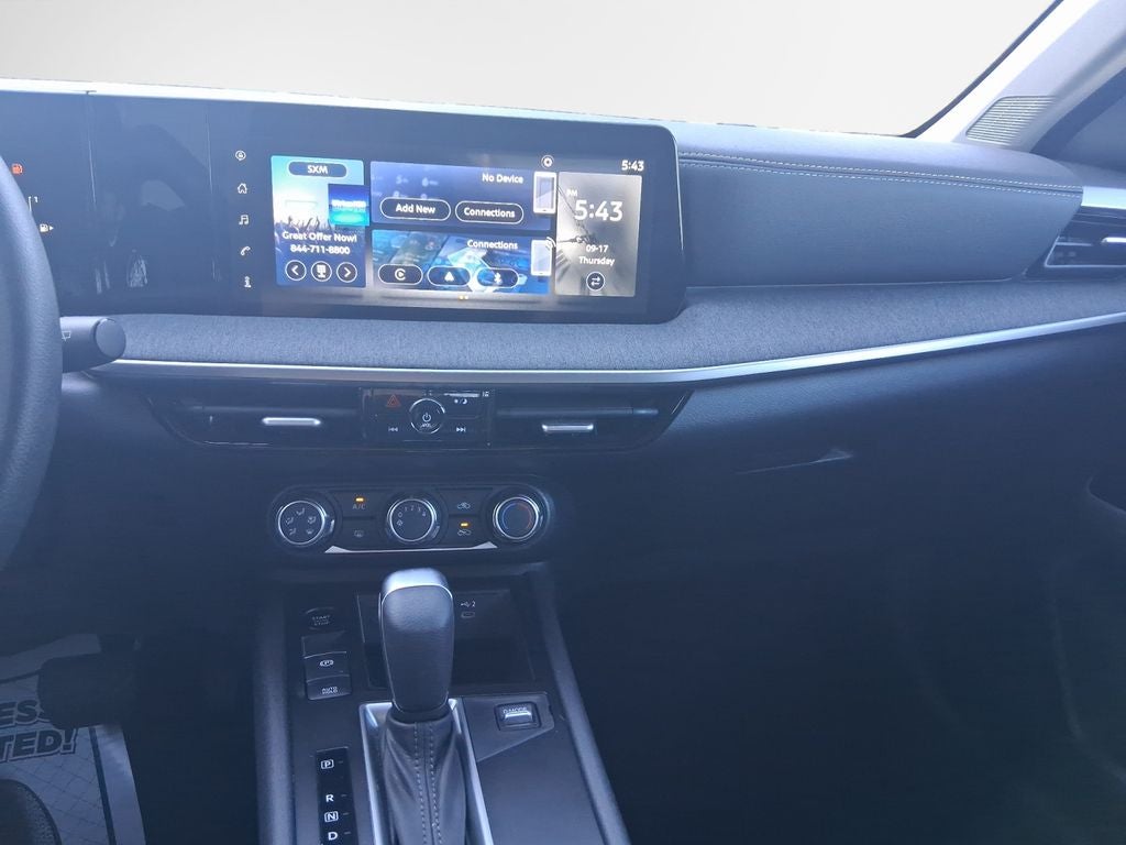 2025 Nissan Kicks SV