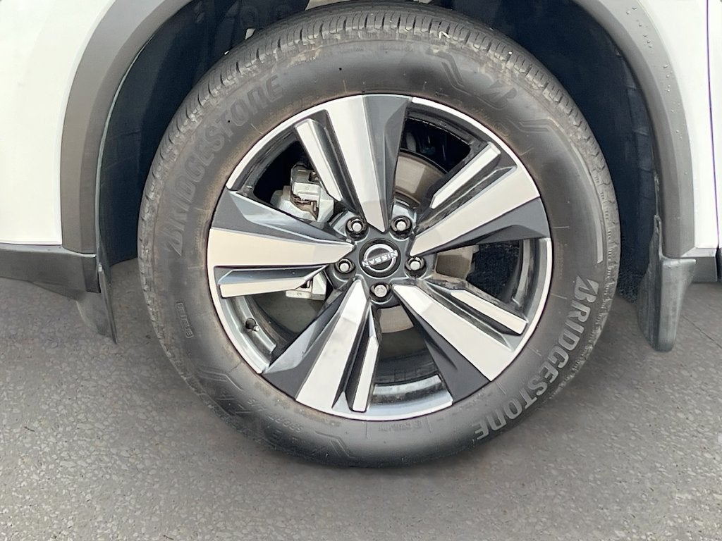 2024 Nissan Rogue SL