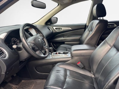 2018 Nissan Pathfinder SL