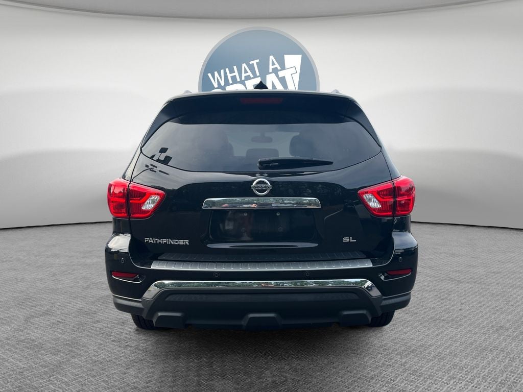 2018 Nissan Pathfinder SL