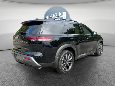2026 Nissan Pathfinder Platinum