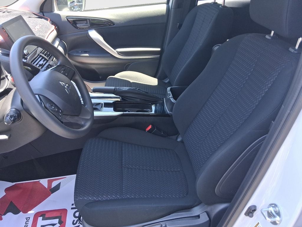 2024 Mitsubishi Eclipse Cross Base