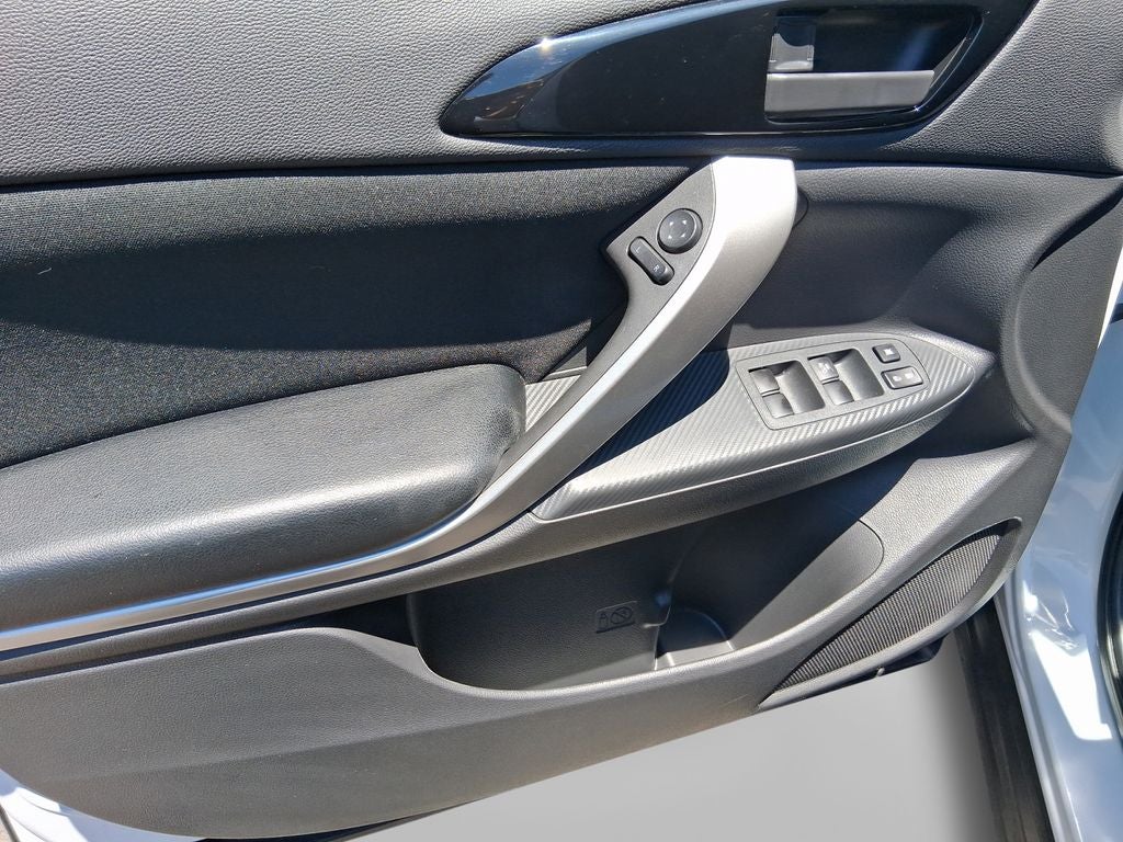 2024 Mitsubishi Eclipse Cross Base