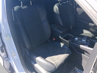 2024 Mitsubishi Outlander Base