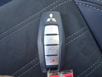 2024 Mitsubishi Outlander Base